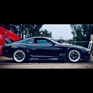 Meet your Posher, Creative